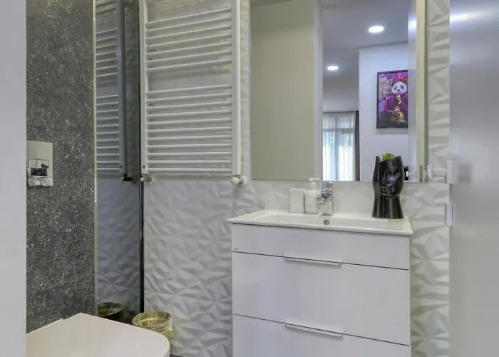 Penthouse Floreasca Daire *