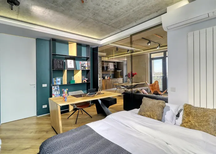 Penthouse Floreasca Apartman *